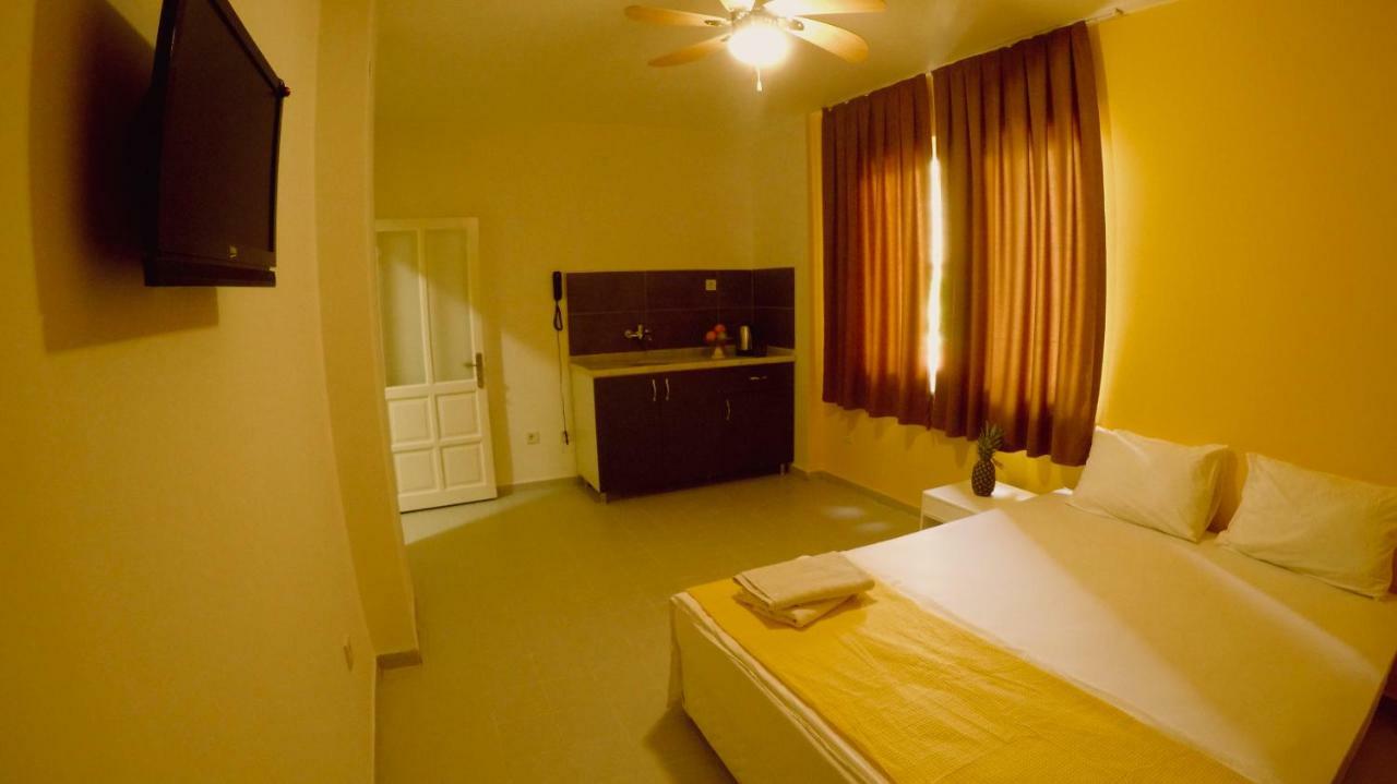 Flamingo Beach & Suite มาห์มุตลาร์ ภายนอก รูปภาพ