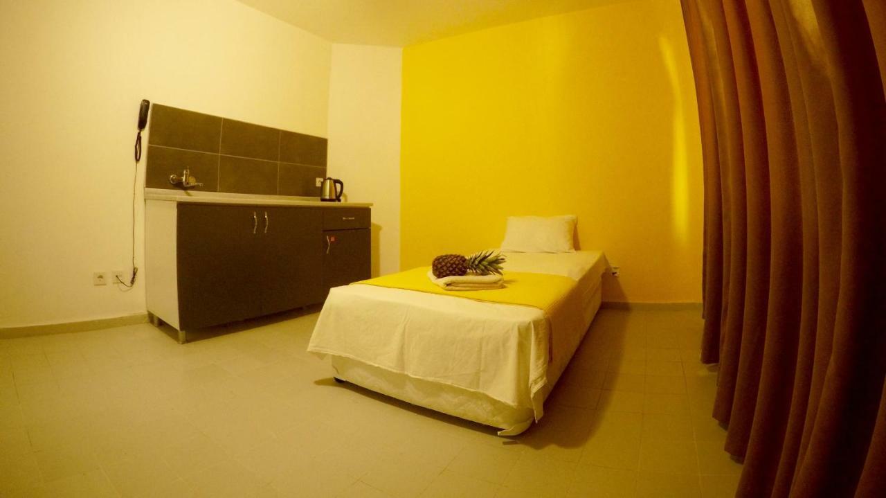 Flamingo Beach & Suite มาห์มุตลาร์ ภายนอก รูปภาพ